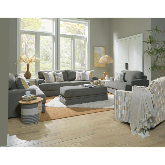3970 Sofa & Loveseat