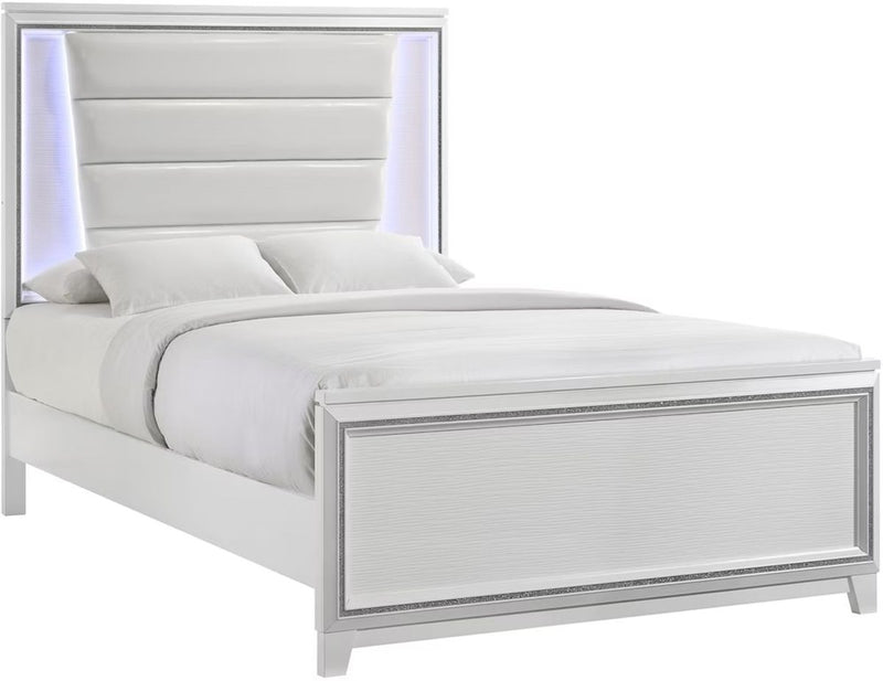 Elements International Moondance Full Panel Bed in White