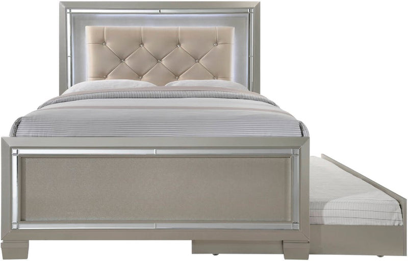 Elements International Platinum Youth Full Panel Bed in Champagne