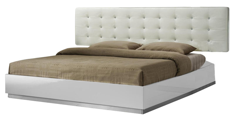 J&M Milan King Platform Bed in White Lacquer