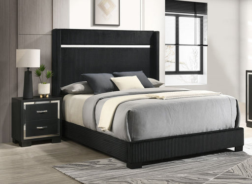 Crown Mark Gennro 2pc Bedroom Set With Queen Bed