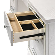 New Classic Furniture Valentino White Vanity Set