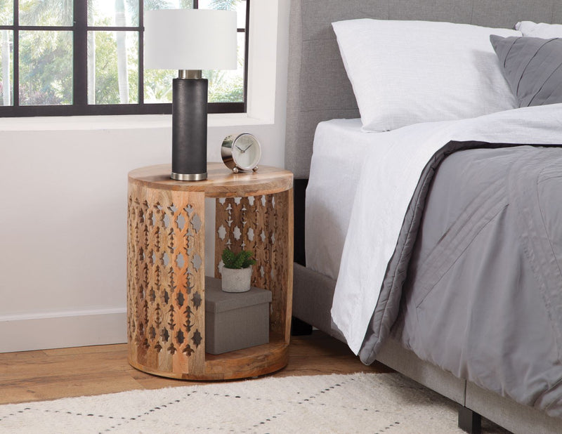 Steve Silver Brinley Natural Round End Table