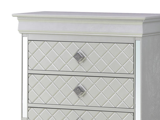 Glory Furniture Verona Silver Champagne 5 Drawers Chest