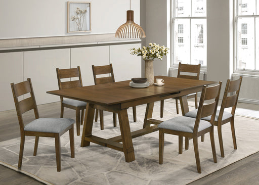 Crown Mark Everly 7pc Dining Room Set