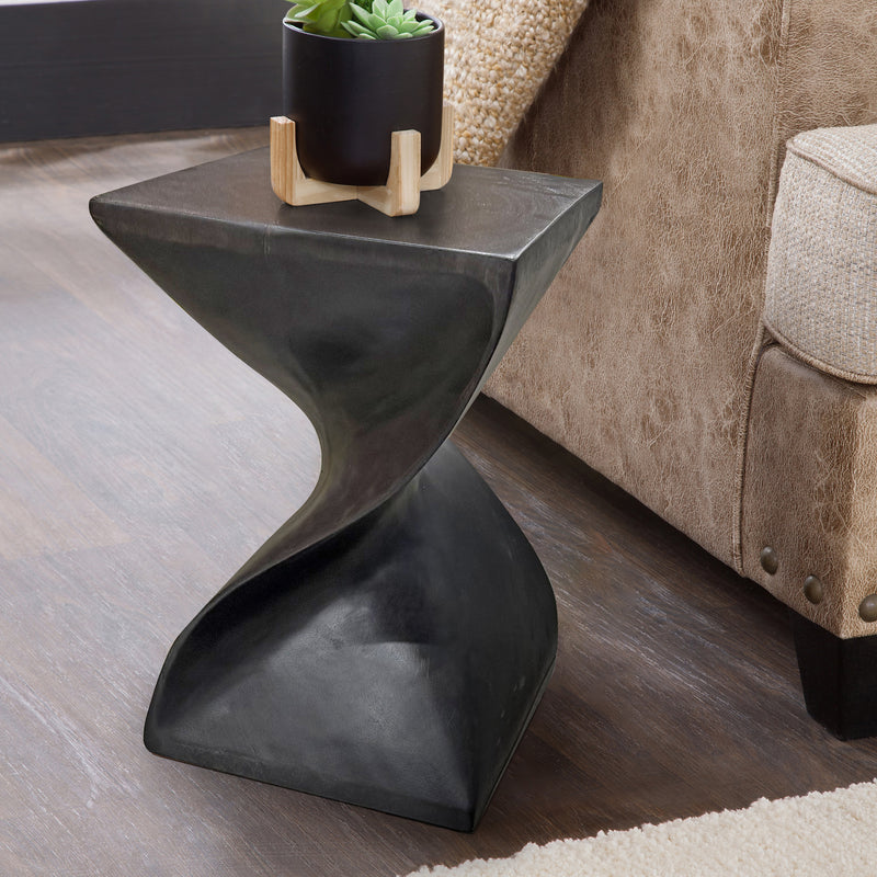 Steve Silver Paloma Black Accent Side Table