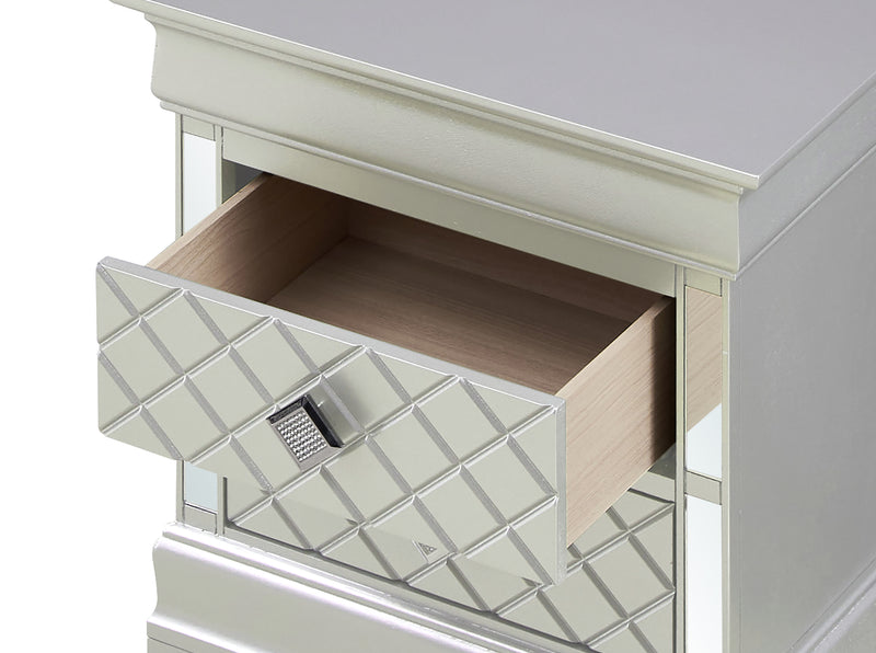 Glory Furniture Verona Metalic Black Nightstand