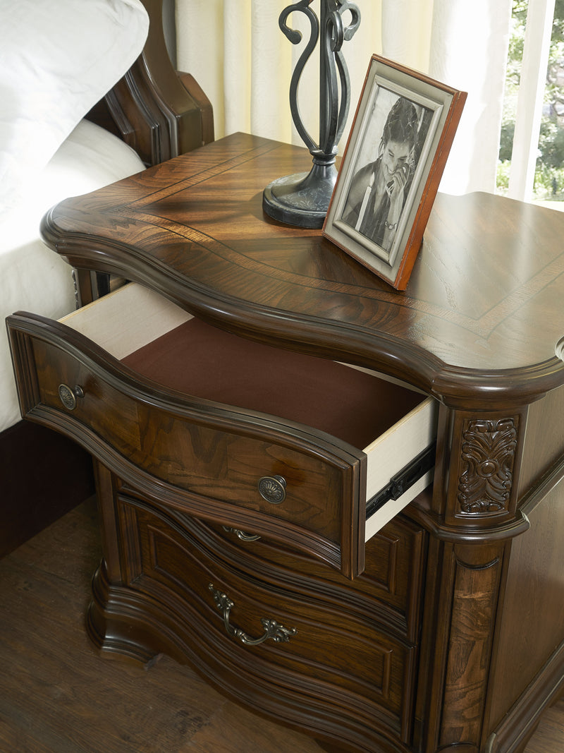 Steve Silver Royale Brown Cherry Nightstand