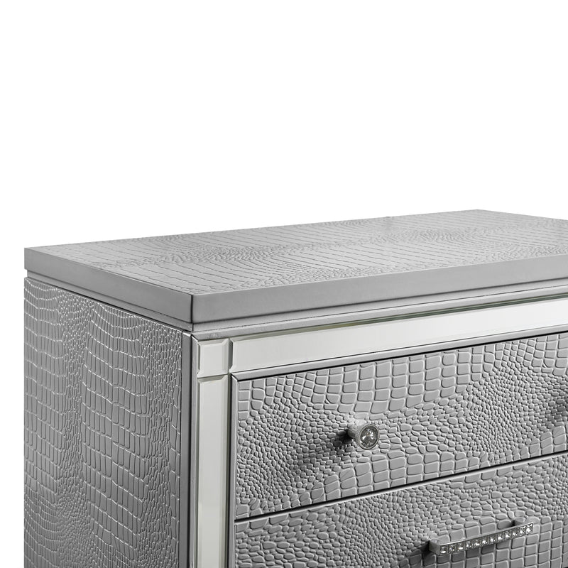 New Classic Furniture Valentino White Chest