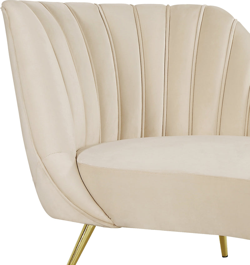 Meridian Furniture Margo Pink Velvet Chaise