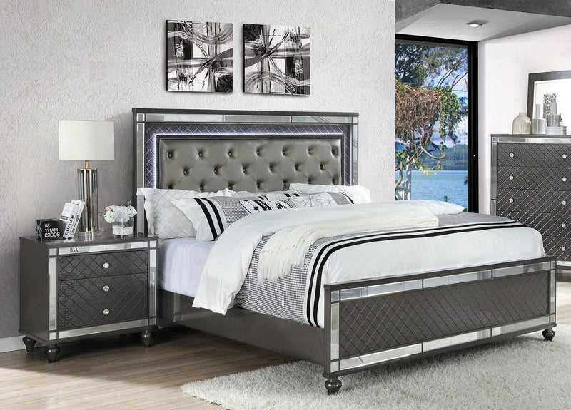 Crown Mark Refino Queen Bed