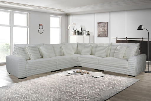 New Classic Furniture Embrace White 5pc Sectional