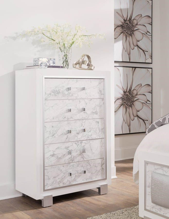 Global Furniture Santorini White Drawer Chest