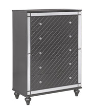 Crown Mark Refino Chest