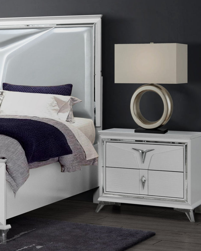 Global Furniture Romo White Nightstand