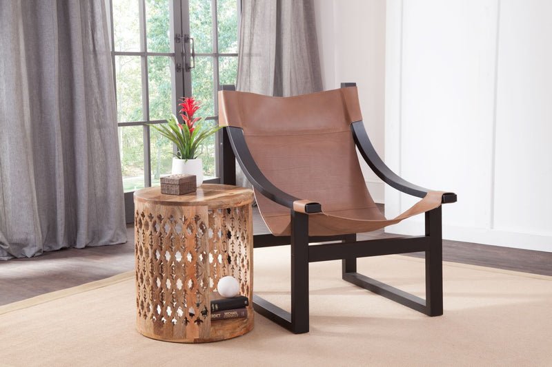 Steve Silver Brinley Natural Round End Table