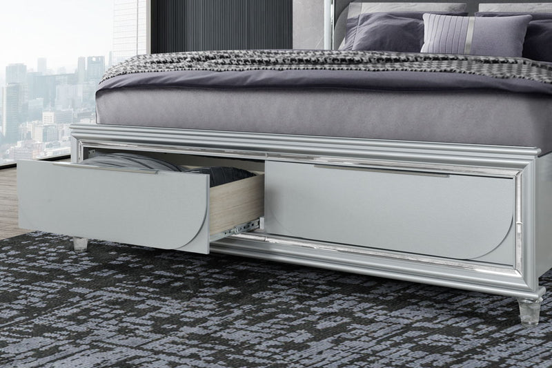 Global Furniture Caleb Silver King Bed with LED