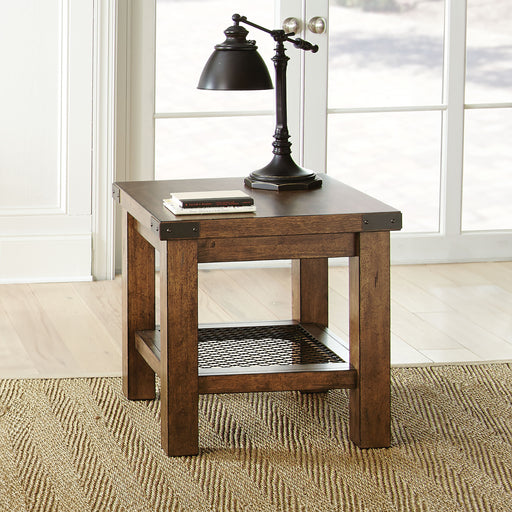Steve Silver Hailee Oak End Table