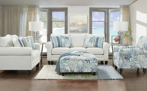 1140 Glacier Living Room